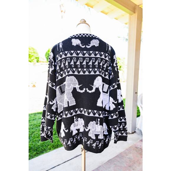 Women's Vintage Knit Pullover Sweater Black and Silver Elephant Design - Picture 5 of 6